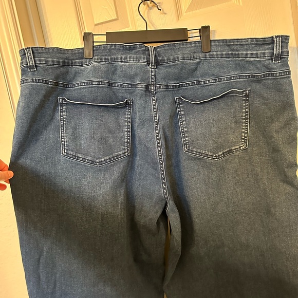 Bae Boyfriend Crop Jeans - Medium Wash - Picture 7 of 10